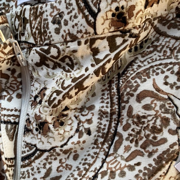 Calvin Klein Petite Size Paisley Print Slim Leg Linen-Blend Ankle Pants - Picture 9 of 14